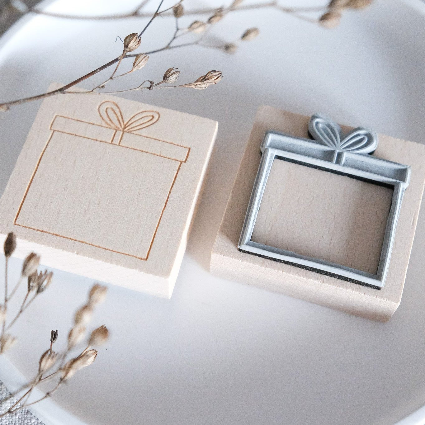 Holzstempel 5x5cm, Motiv: Geschenk