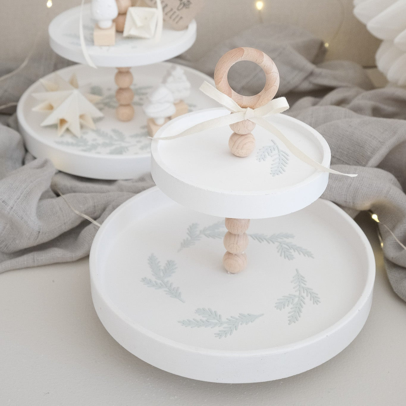 Anwendungsbeispiel für Schablone mit Tannenzweigen.