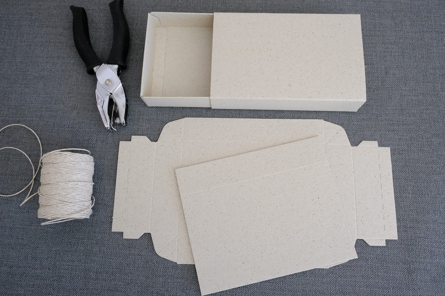 Schiebe Box | Graspapier | 14,9 x 9,5 cm