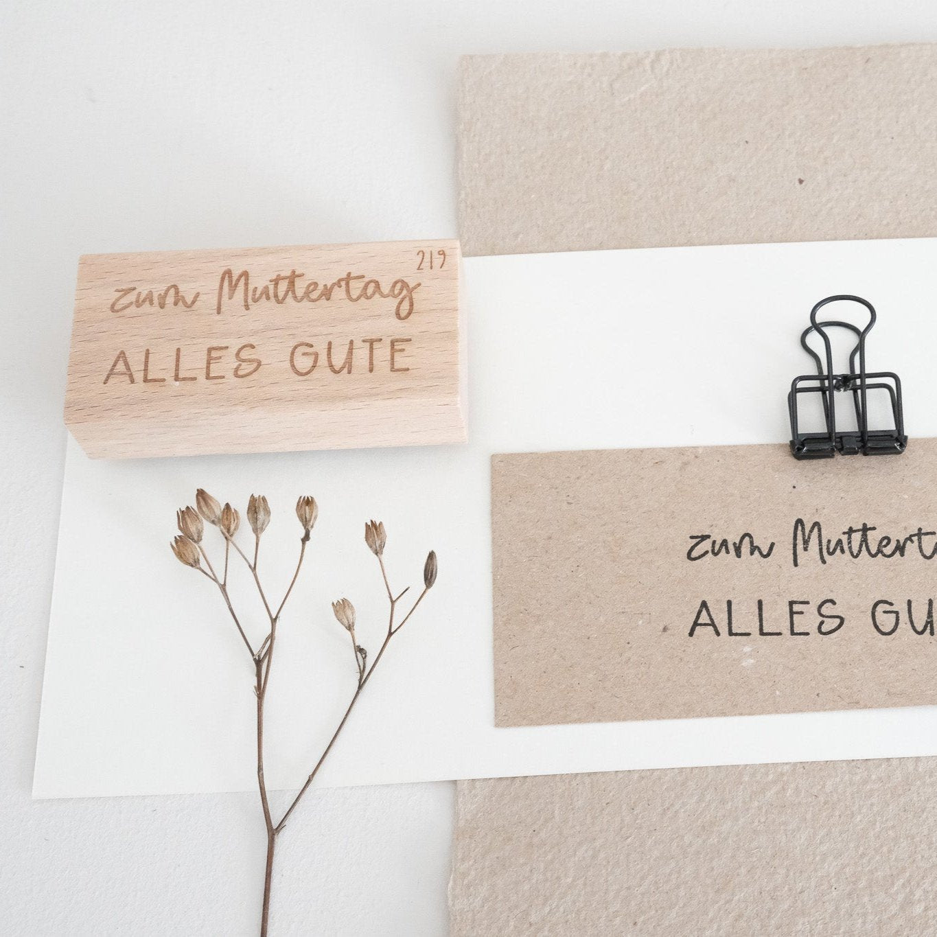 Holzstempel 3 x 6 cm mit Text "zum Muttertag alles Gute".