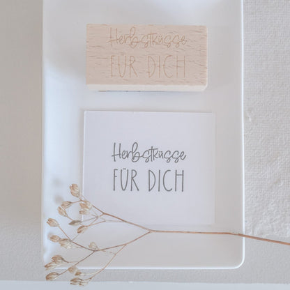 Holzstempel 3 x 6 cm mit Text "Herbstküsse für Dich"