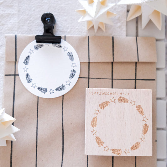 Holzstempel Kranz aus Tannen und Sternen 5 x 5 cm 
